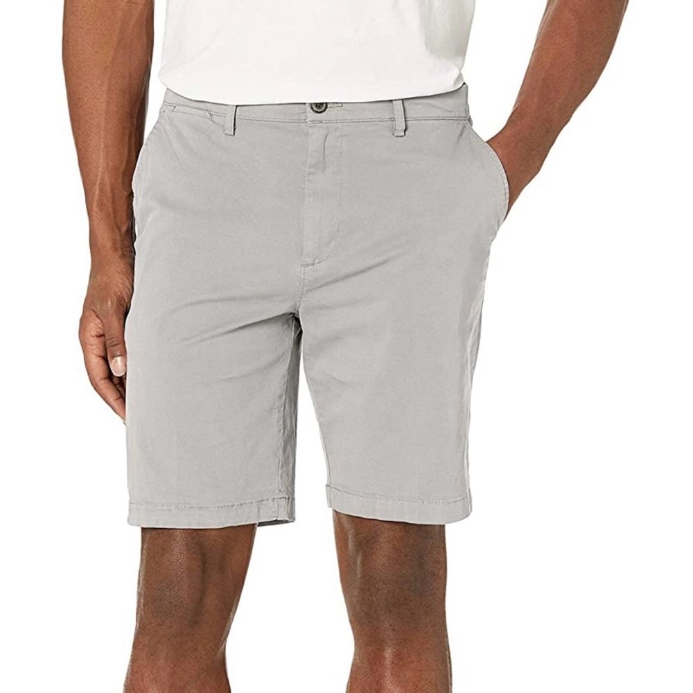 Goodthreads Men’s Slim Fit 9” inseam Flat-front comfort stretch chino shorts